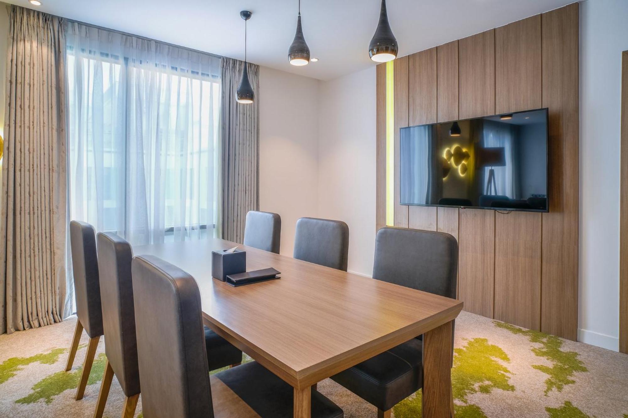 Holiday Inn & Suites Saigon Airport By Ihg Ho Či Minovo Město Exteriér fotografie