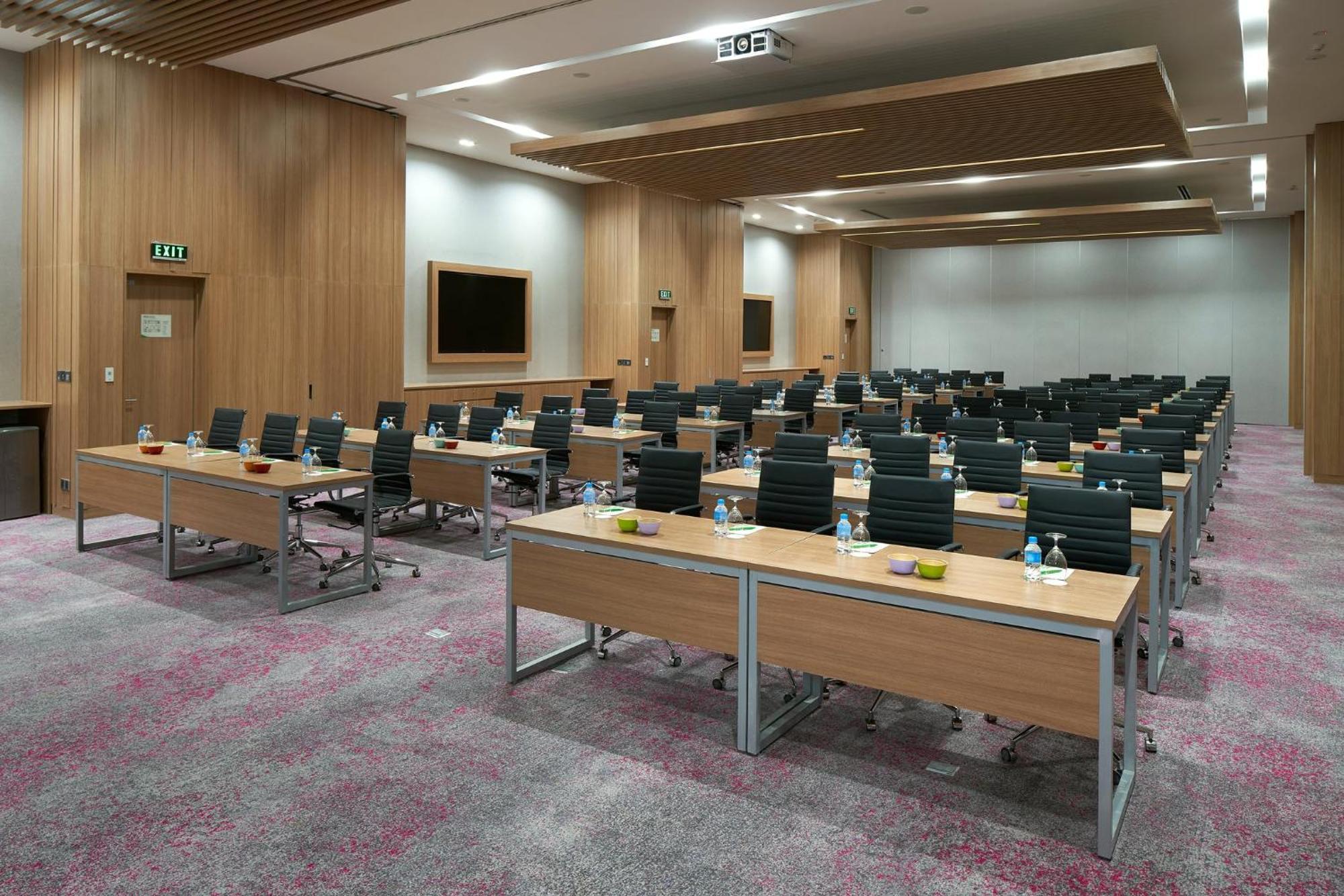 Holiday Inn & Suites Saigon Airport By Ihg Ho Či Minovo Město Exteriér fotografie