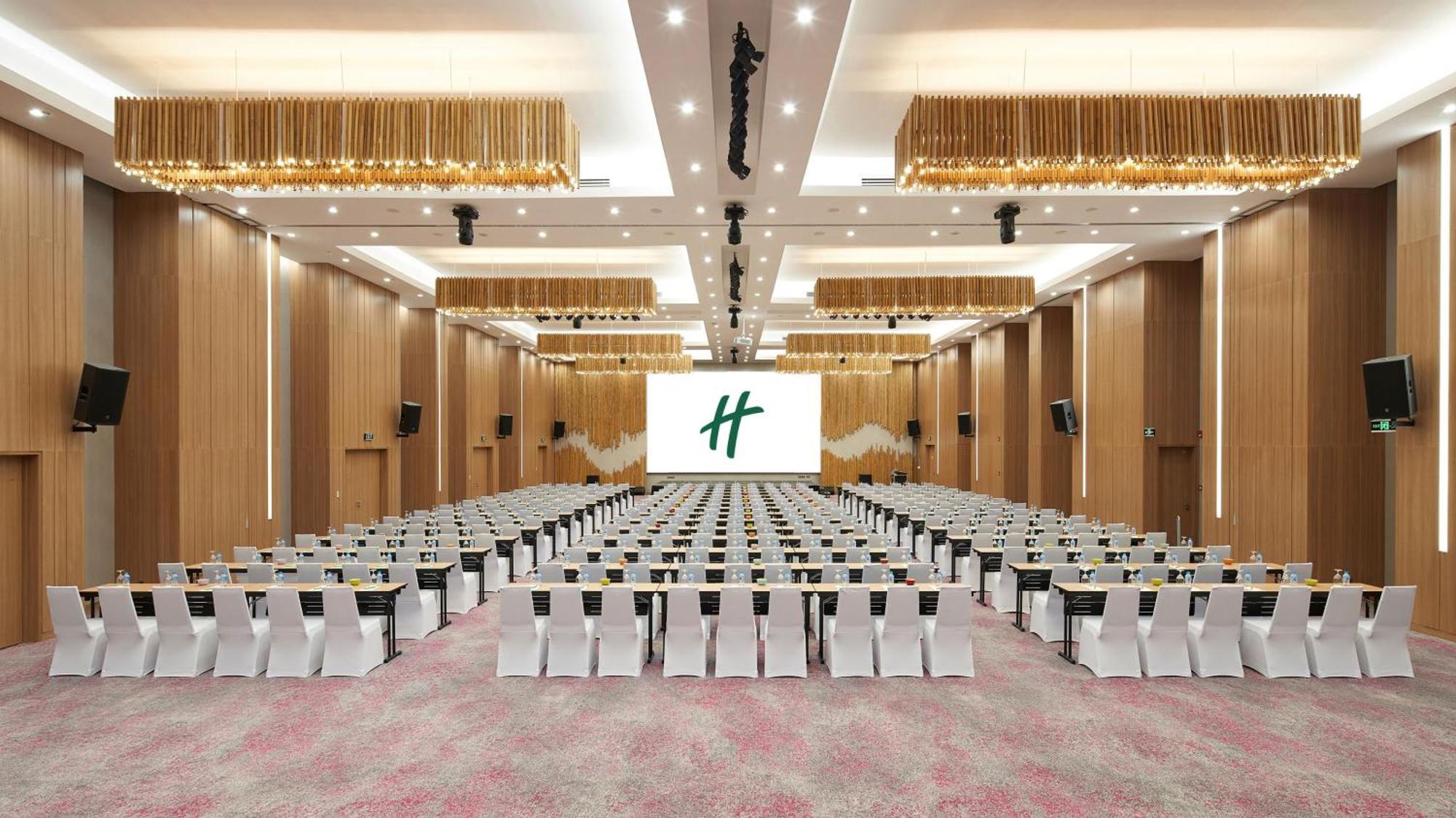 Holiday Inn & Suites Saigon Airport By Ihg Ho Či Minovo Město Exteriér fotografie